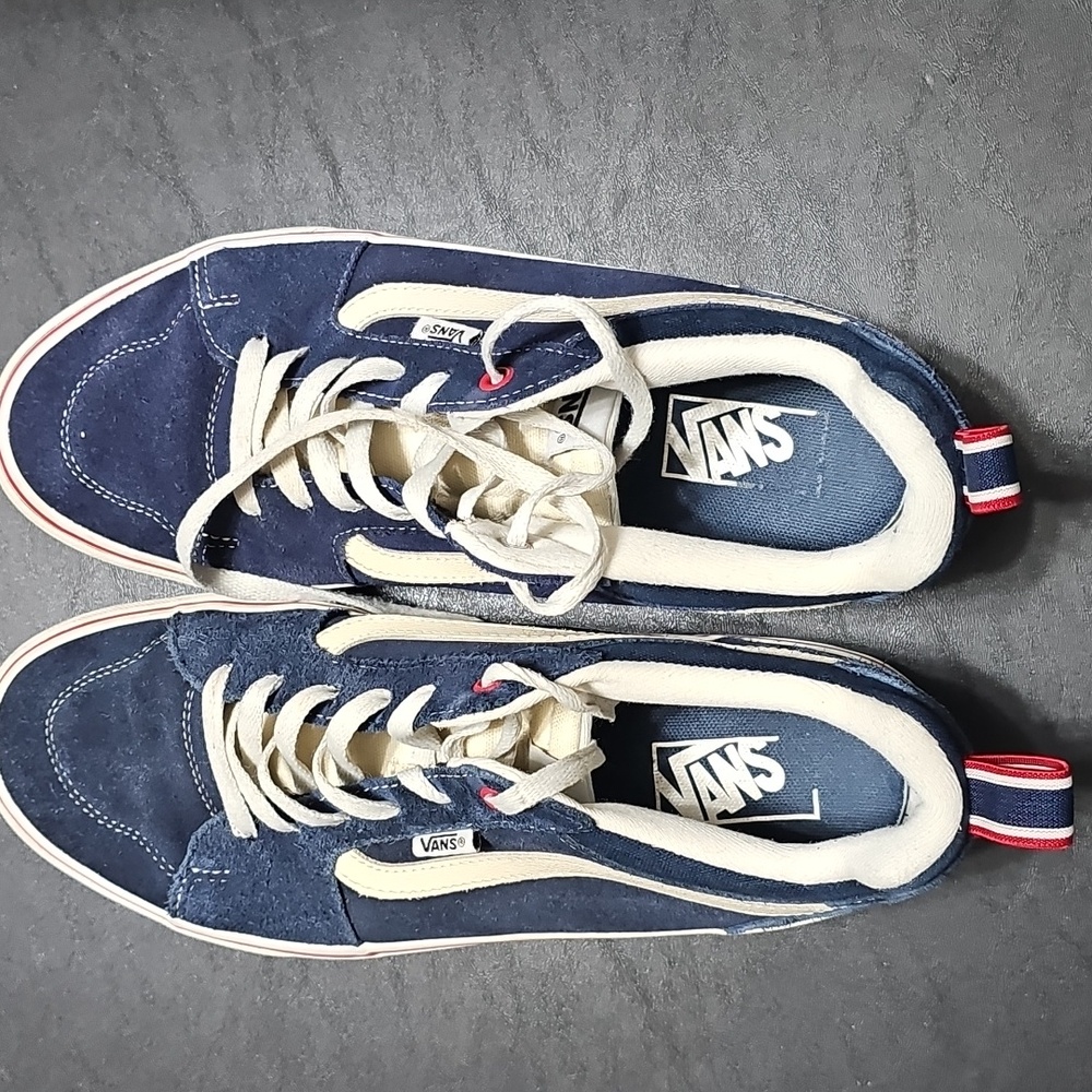 Vans Men's Navy Blue Sneakers
